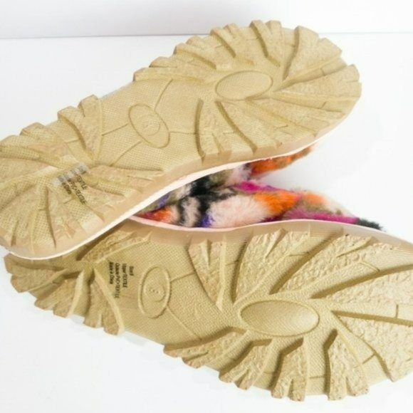 Olivia Miller Belvedere Furry Slide Sandals -8 - Picture 6 of 7